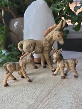Source Unknown Brown & Cream Donkey Figurine Trio